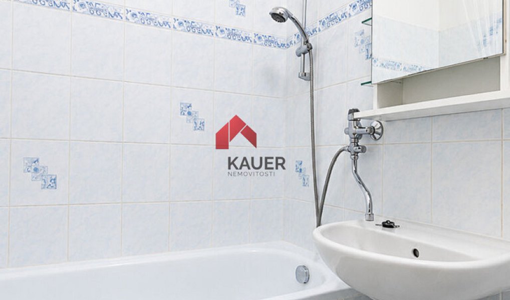 Pronájem bytu 2+1 58 m², Vratimov – náhled fotky 11