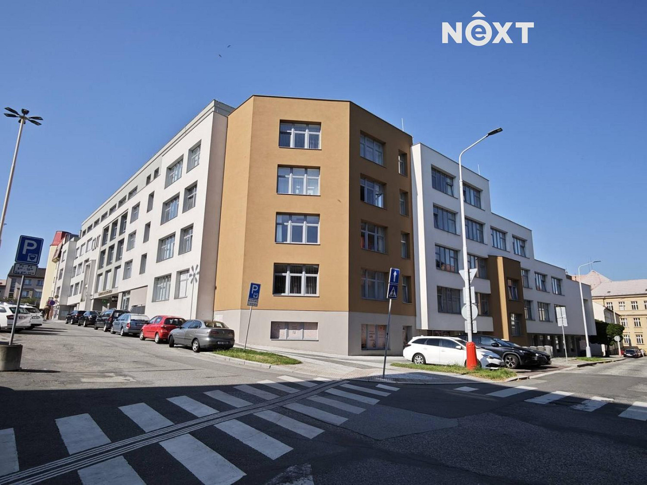 Pronájem kanceláře 450 m² – fotografie 3