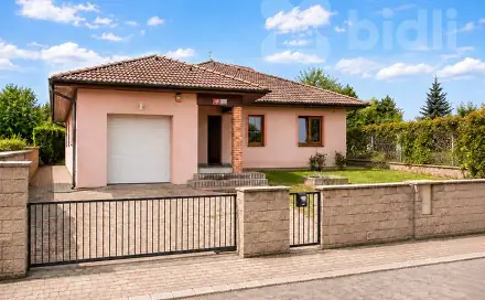 Prodej domu 220 m² s pozemkem 715 m², Pod Karlovarskou silnicí, Praha 6 - Ruzyně