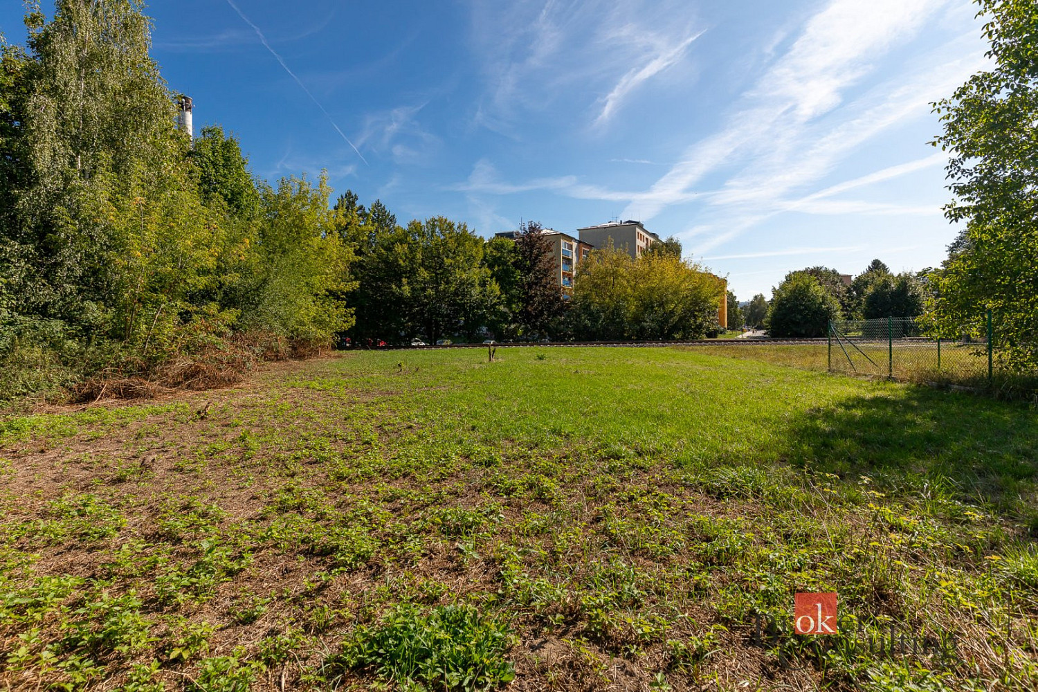 Prodej stavebního pozemku 986 m² – fotografie 5