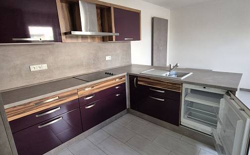 Pronájem bytu 2+kk 40 m², Cyrila Boudy, Kladno