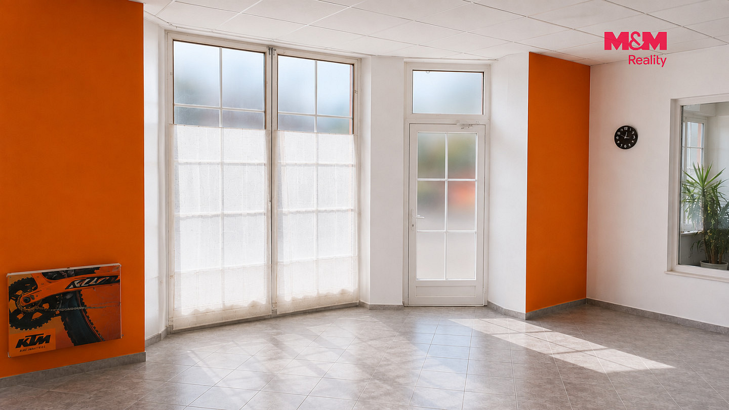 Pronájem obchodních prostor 80 m² – fotografie 2
