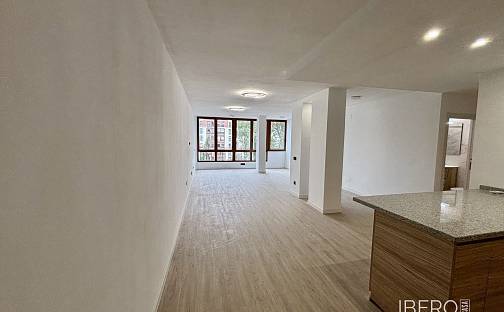 Prodej bytu 4+kk 119 m², Málaga Centro, Španělsko