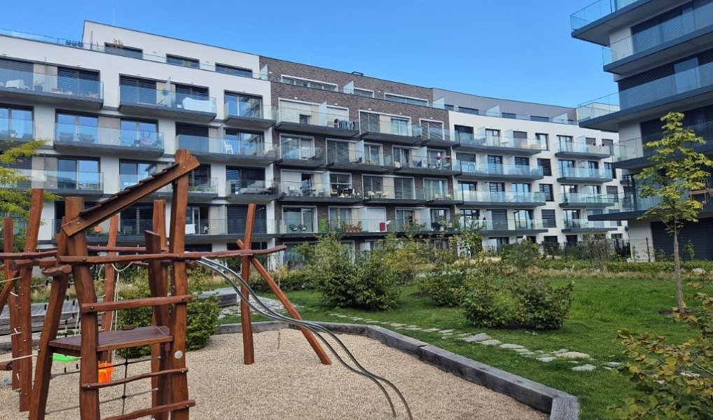 Pronájem bytu 3+kk 71 m², Praha – náhled fotky 16