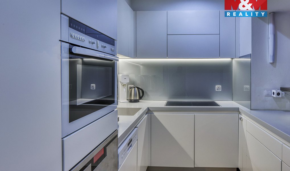 Prodej bytu 4+kk 106 m², Plzeň – náhled fotky 2