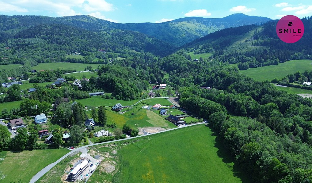 Prodej stavebního pozemku 1 541 m², Malenovice – náhled fotky 4