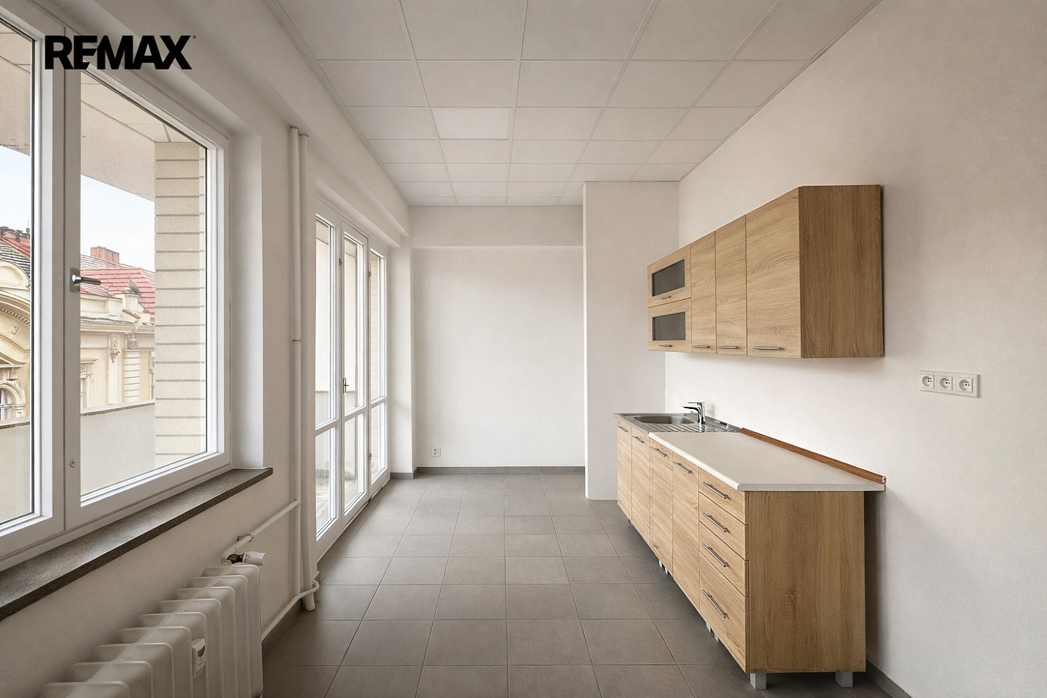 Pronájem kanceláře 66 m² — photo 5