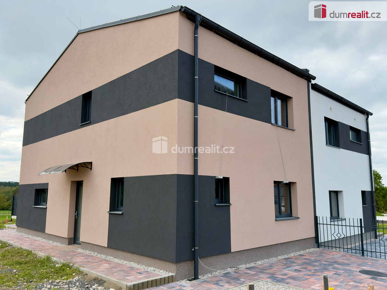Prodej domu 115 m² s pozemkem 316 m² – fotografie 2