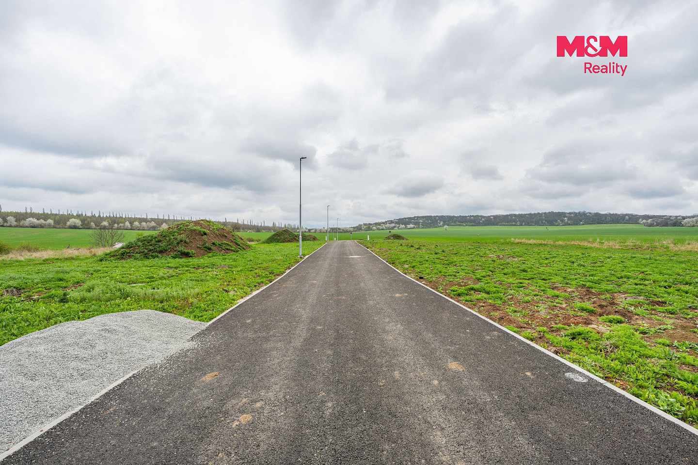 Prodej stavebního pozemku 1 032 m² – fotografie 4