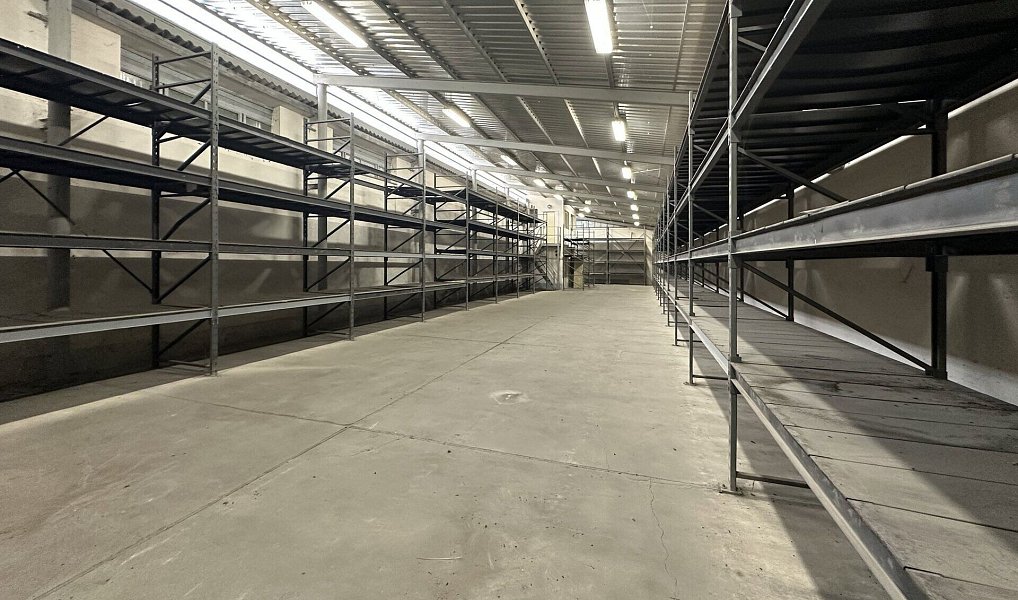 Pronájem skladovacích prostor 1 700 m², Postoloprty – náhled fotky 6