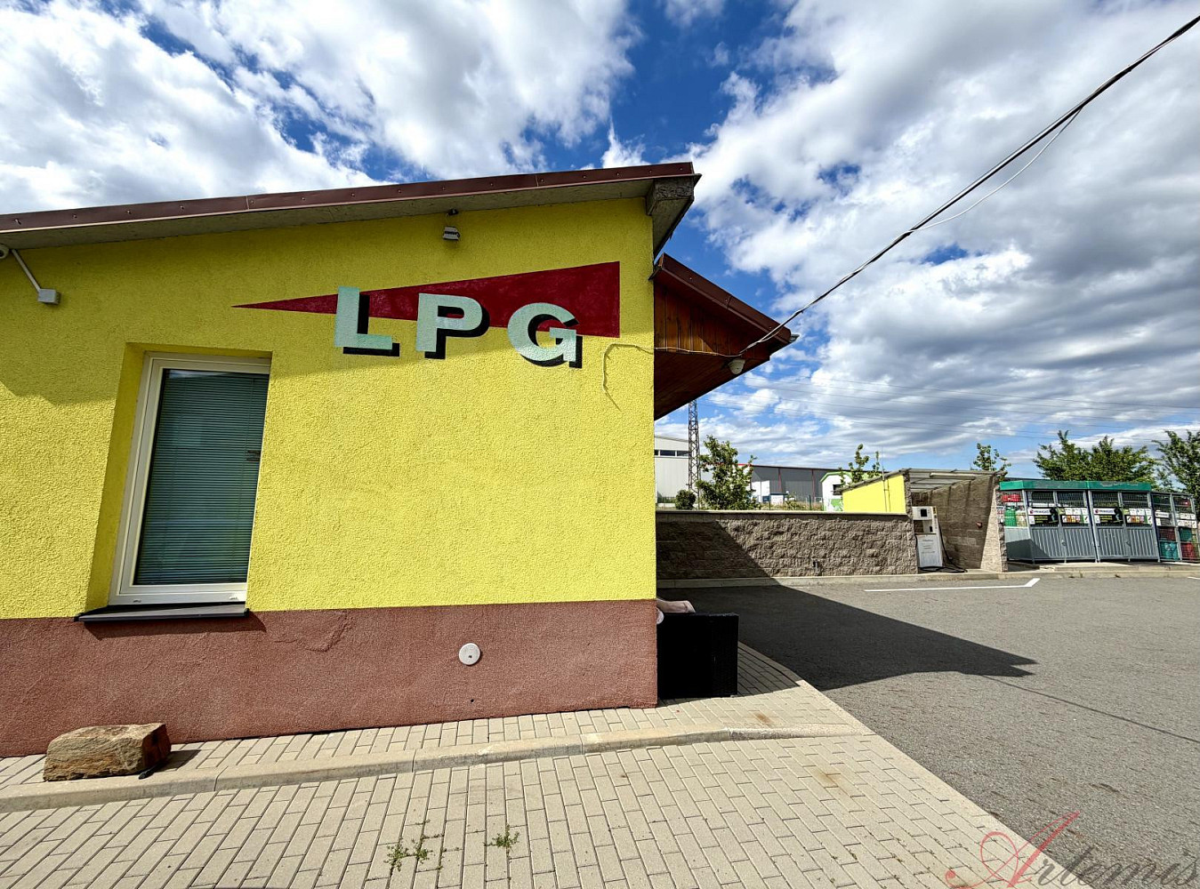 Prodej komerčního objektu (jiného typu) 994 m² — photo 3
