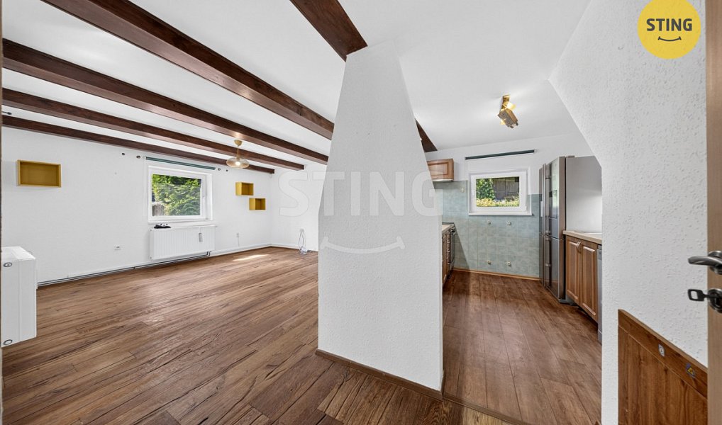 Prodej domu 225 m² s pozemkem 2 141 m², Rožnov pod Radhoštěm – náhled fotky 10