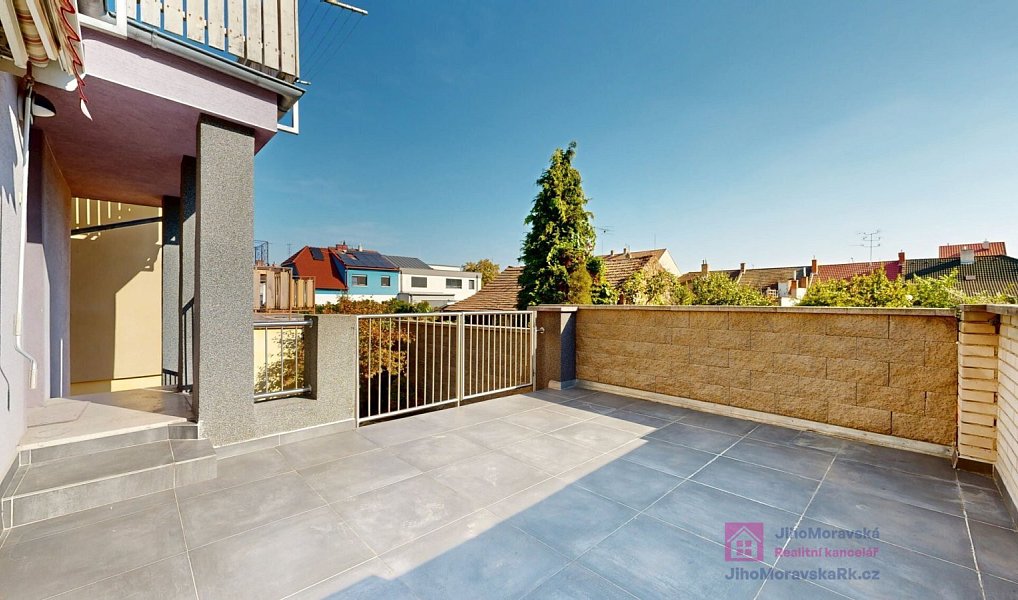 Prodej domu 188 m² s pozemkem 135 m², Hodonín – náhled fotky 19