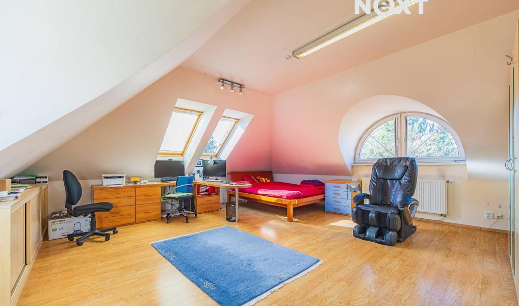 Prodej domu 420 m² s pozemkem 1 542 m², Praha – náhled fotky 27