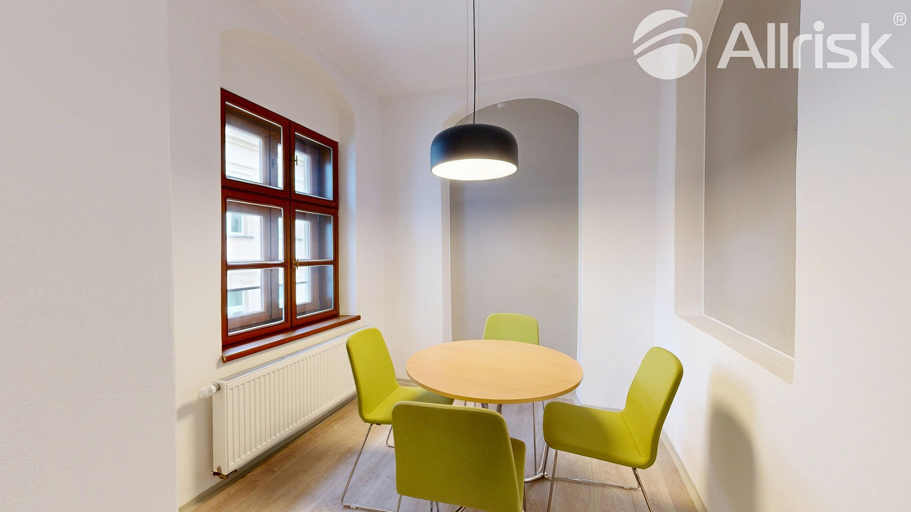 Pronájem bytu 2+kk 38 m² — photo 2