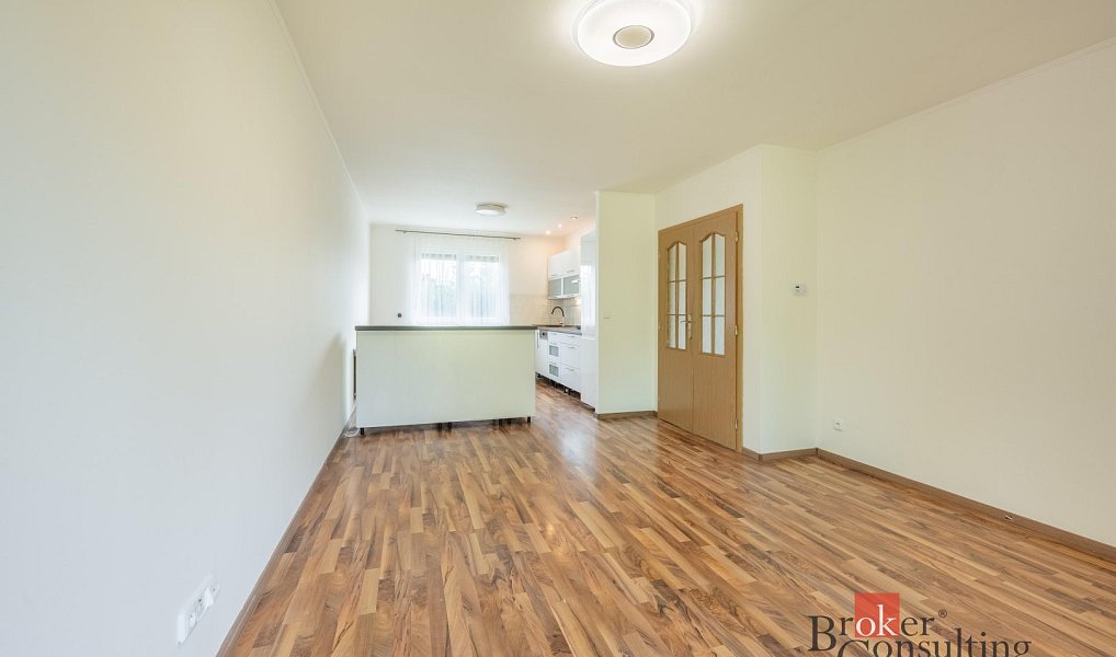 Prodej domu 91 m² s pozemkem 900 m², Tlustice – náhled fotky 33
