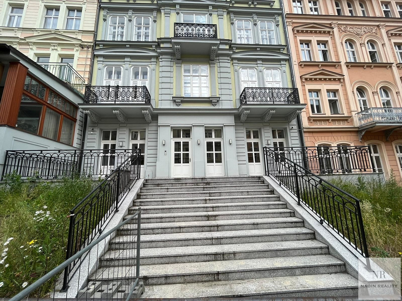 Pronájem obchodních prostor 60 m² – pohled 2