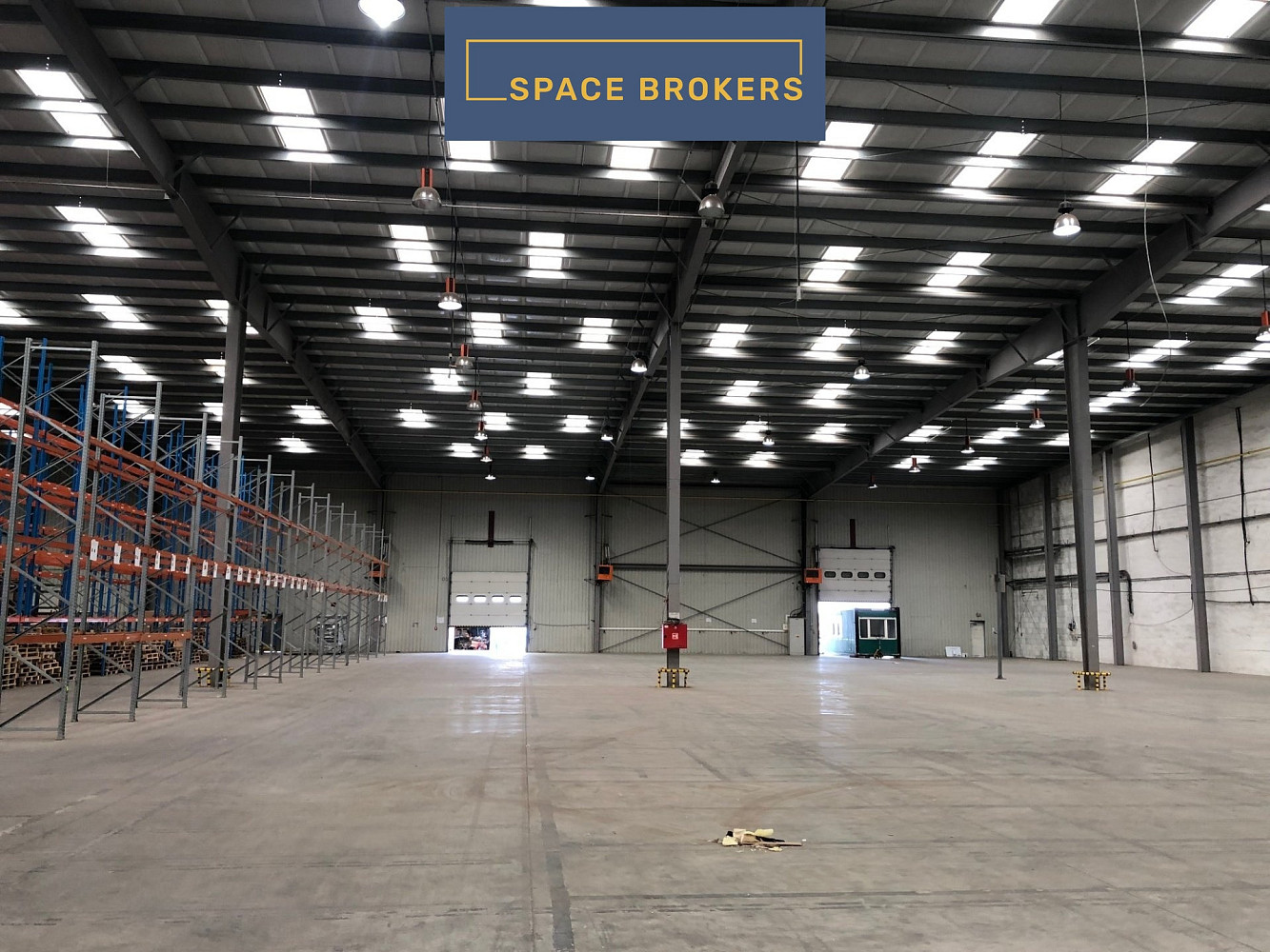 Pronájem skladovacích prostor 2 300 m² – fotografie 5