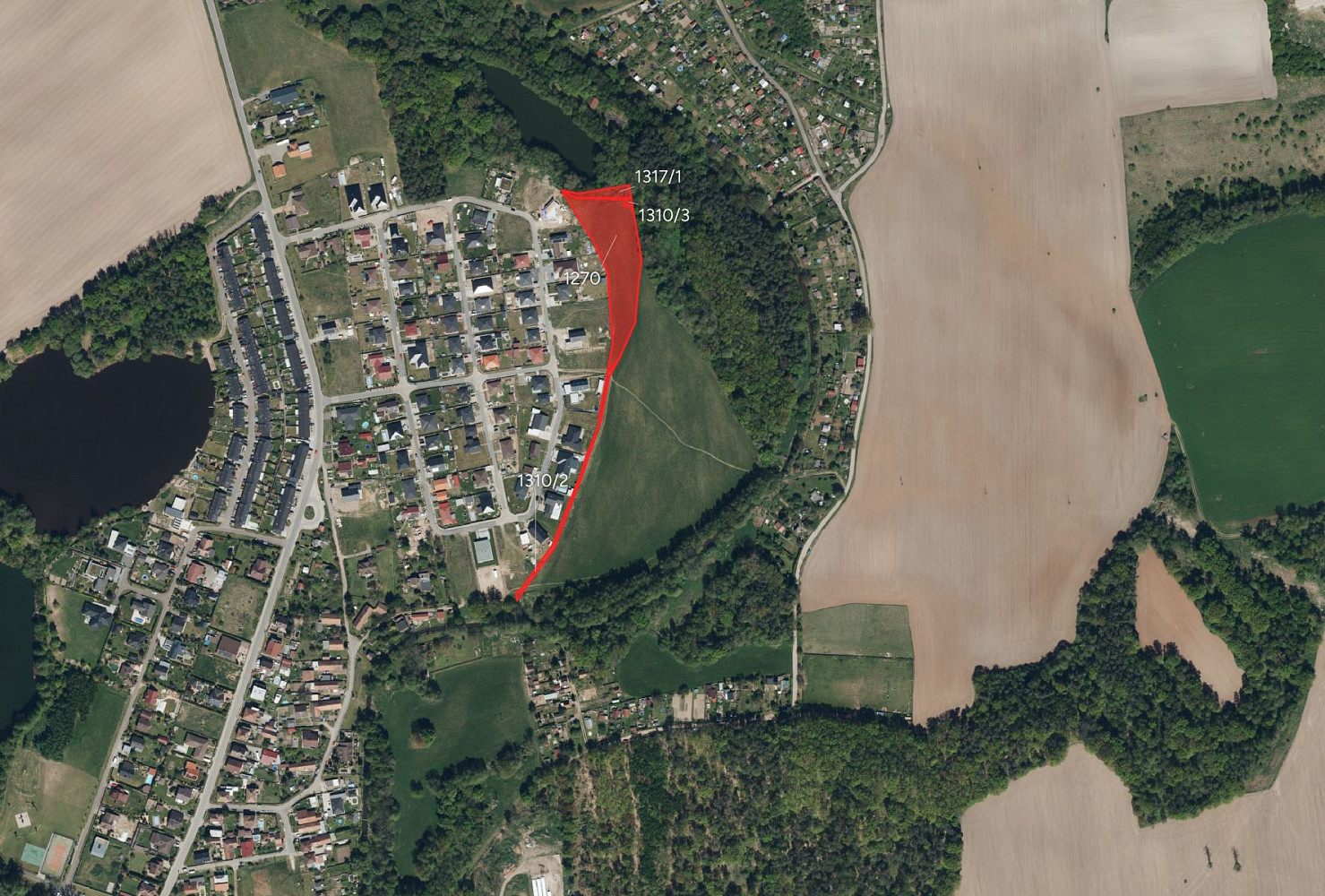 Prodej pole 6 184 m²