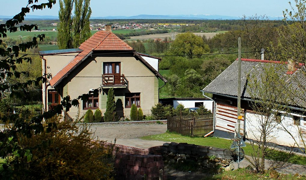 Prodej domu 140 m² s pozemkem 1 086 m², Lhotky – náhled fotky 28