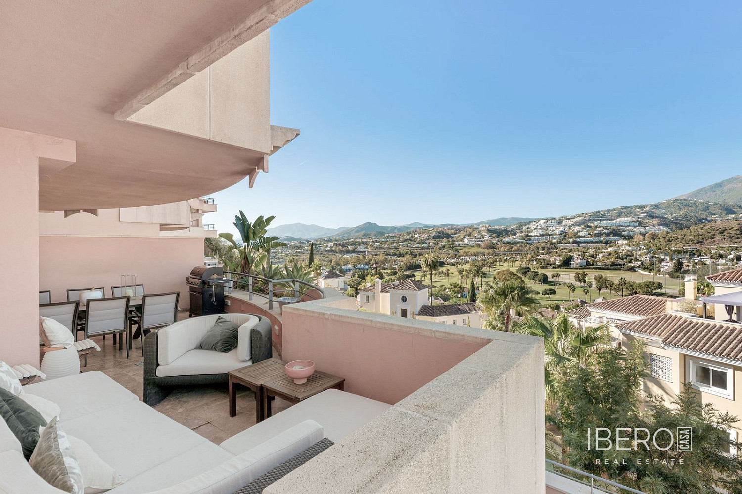 Piso 3+kk – Marbella, Nueva Andalucía - Vista 2