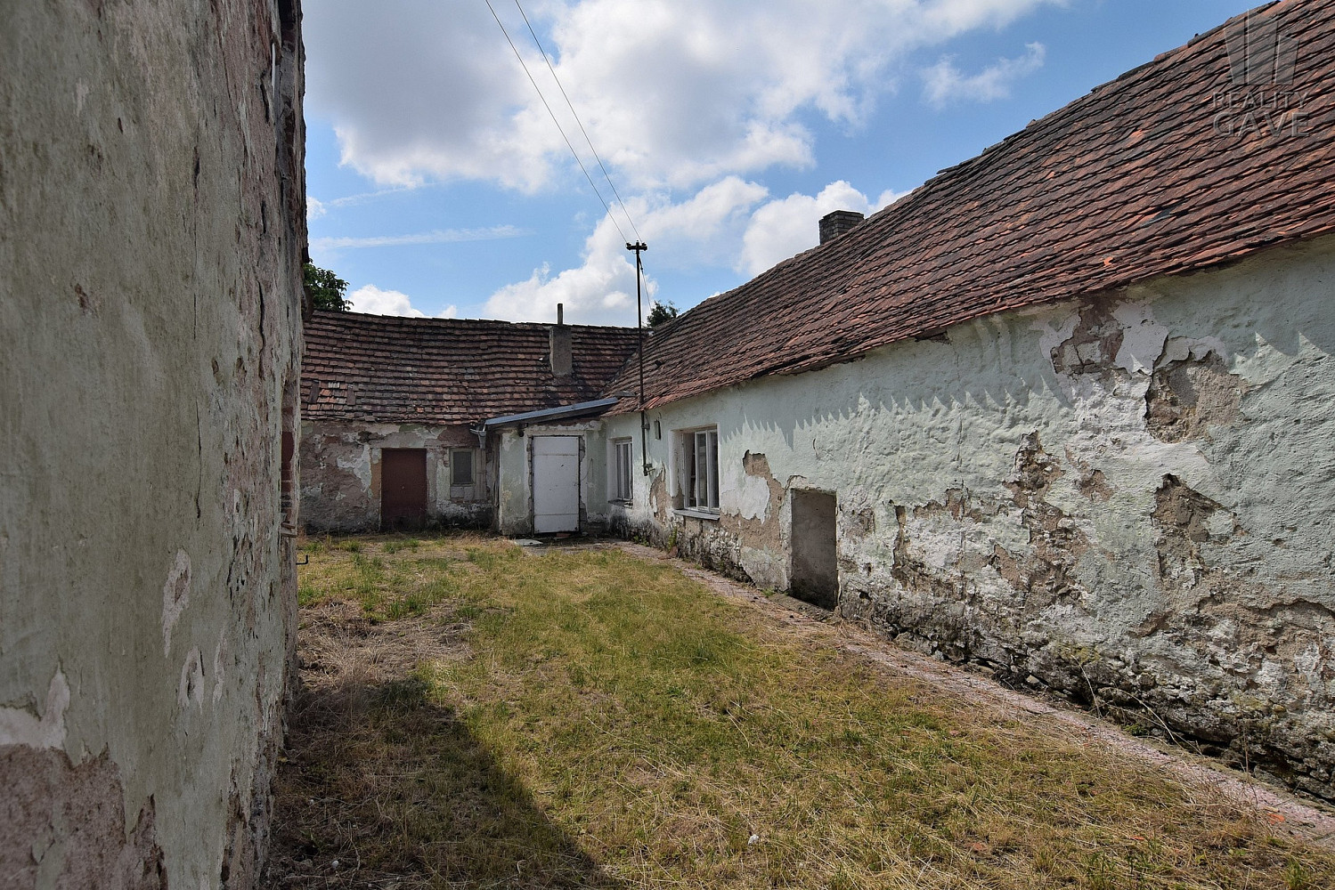 Prodej domu 360 m² s pozemkem 2 936 m², Čečelovice