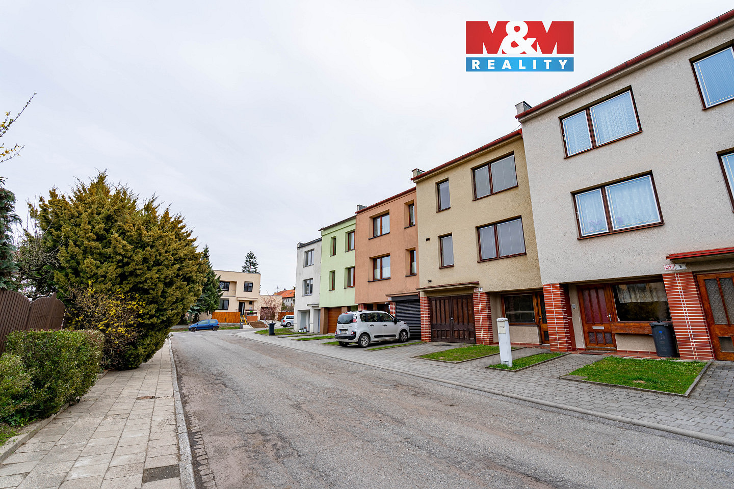 Pronájem domu 100 m² s pozemkem 151 m²