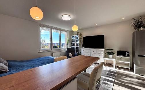 Pronájem bytu 1+kk 33 m², Popelákova, Brno - Líšeň