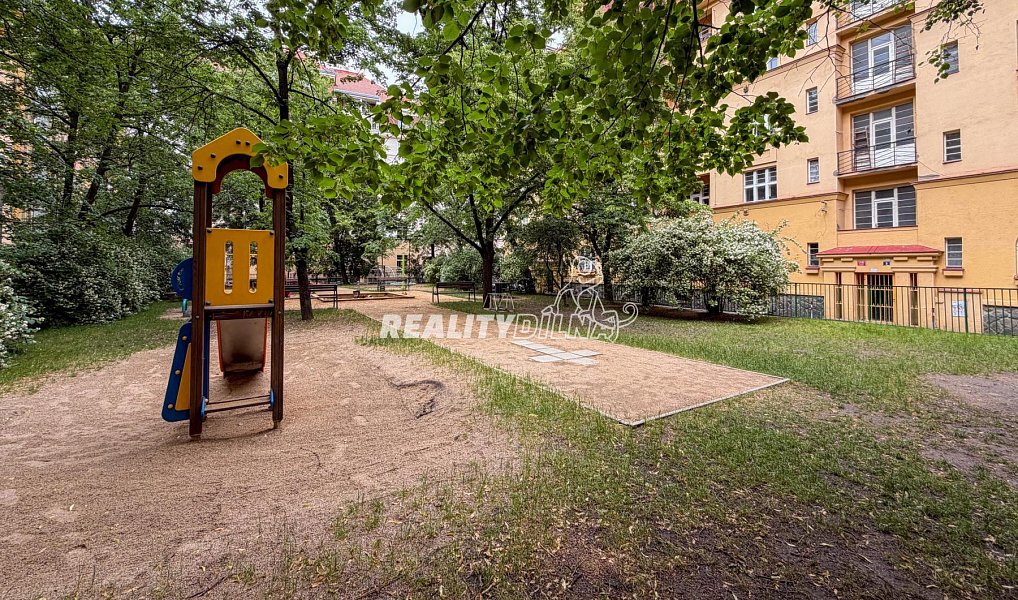 Prodej bytu 3+kk 99 m², Praha – náhled fotky 25