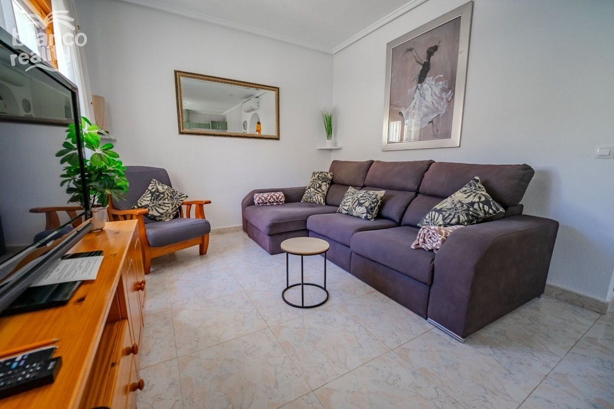 Prodej domu 317 m² s pozemkem 846 m² - Més