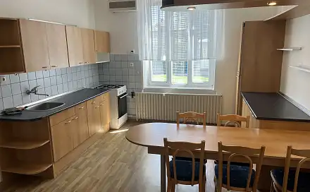Pronájem bytu 2+1 62 m², Určická, Prostějov