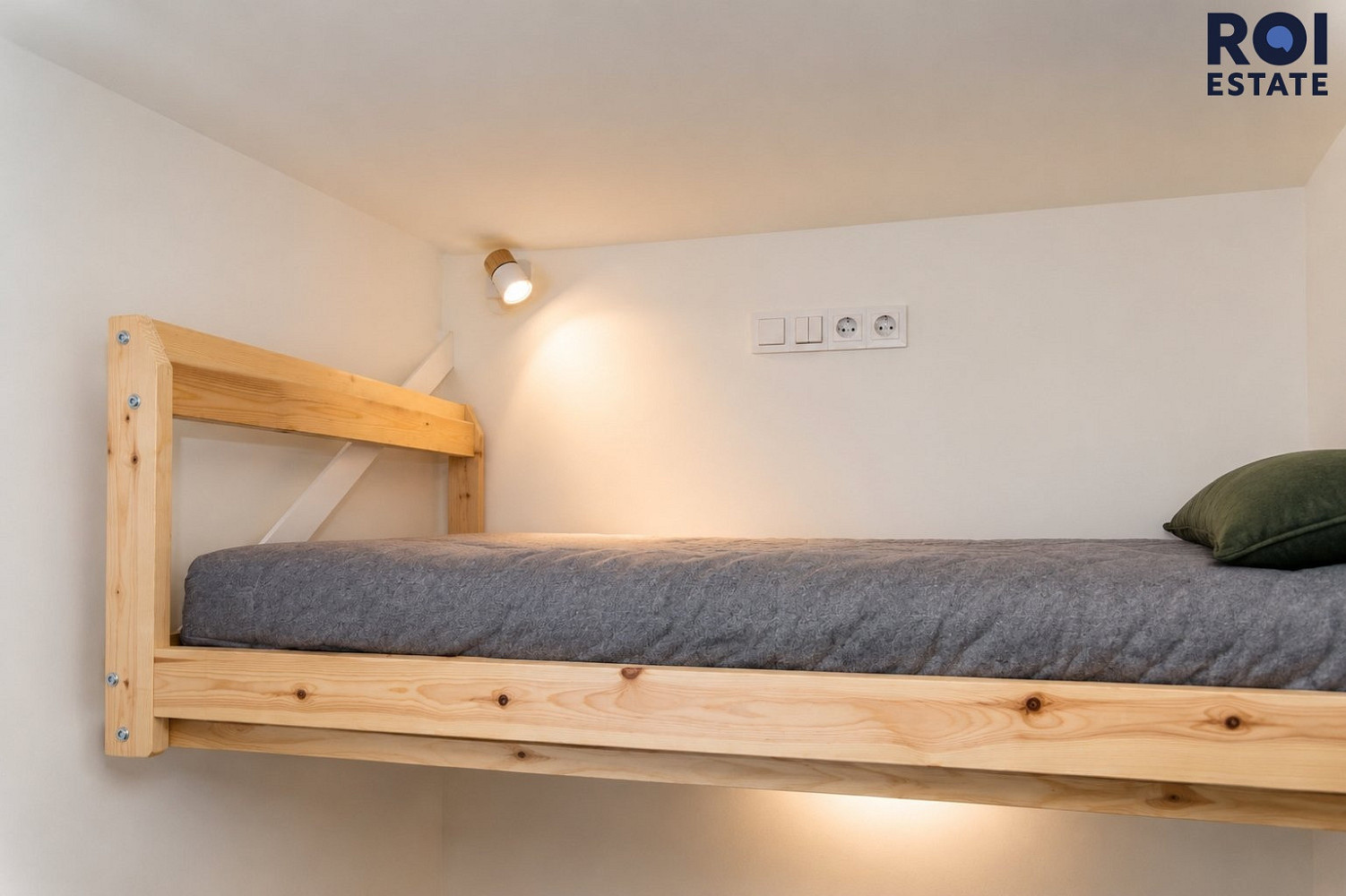 Pronájem bytu 1+kk 10 m² - Widok 5