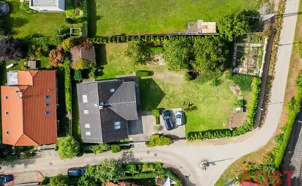 Pronájem domu 230 m² s pozemkem 1 268 m², Skautská, Praha 10 - Kolovraty