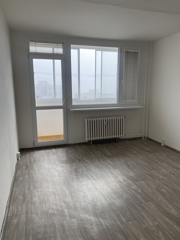 Pronájem bytu 2+1 61 m² – pohled 6