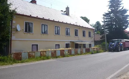 Dražba domu 1 334 m² s pozemkem 2 017 m², Svojkov