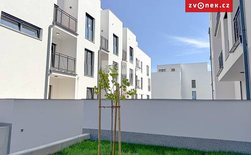 Pronájem bytu 2+kk 55 m², Tyršovo nábřeží, Zlín