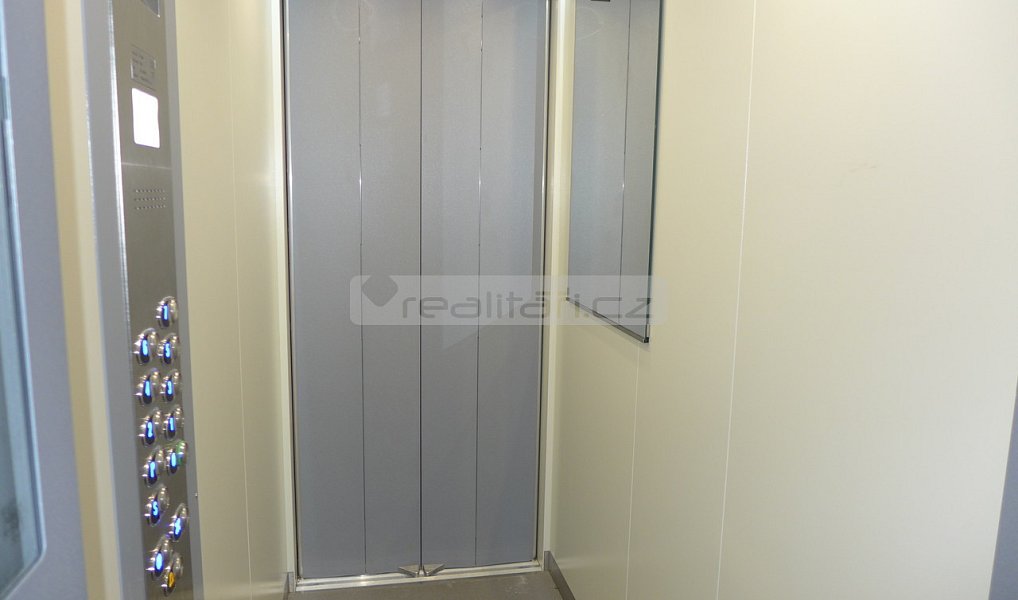 Prodej bytu 1+1 40 m², Plzeň – náhled fotky 10