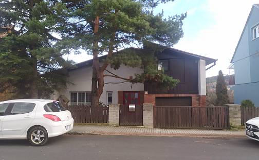 Prodej domu 202 m² s pozemkem 825 m², Slovanská, Karlovy Vary - Tašovice
