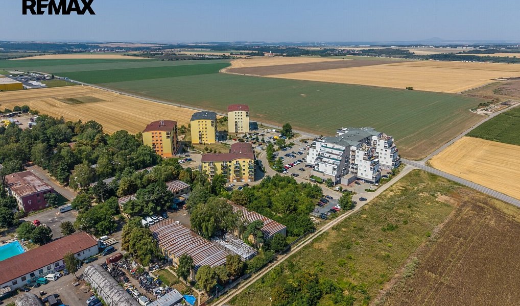Pronájem bytu 1+kk 30 m², Klecany – náhled fotky 16