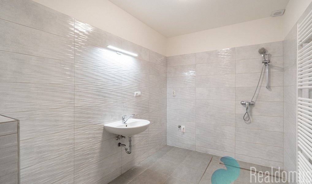 Prodej komerčního objektu (jiného typu) 1 325 m², Mladá Vožice – náhled fotky 11