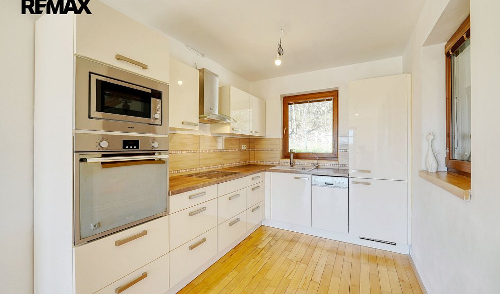 Prodej domu 89 m² s pozemkem 901 m², Dublovice – náhled fotky 4