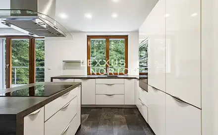 Pronájem domu 354 m² s pozemkem 850 m², Poběžovická, Praha 4 - Kunratice