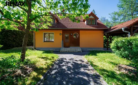 Prodej domu 137 m² s pozemkem 560 m², Za Motelem, Karlovy Vary