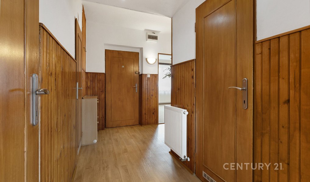 Prodej bytu 4+kk 87 m², Velké Popovice – náhled fotky 16
