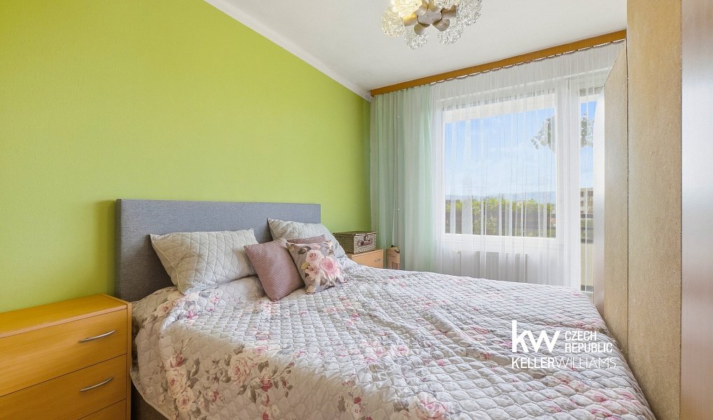 Prodej domu 252 m² s pozemkem 304 m², Teplice – náhled fotky 38