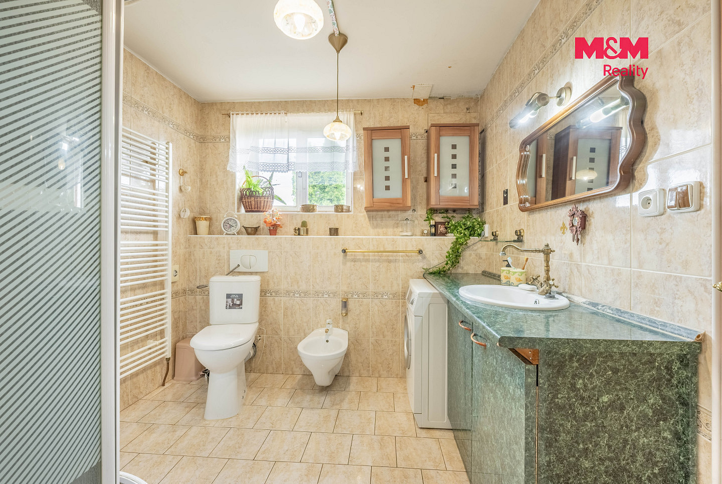 Prodej domu 220 m² s pozemkem 1 023 m² – fotografie 3