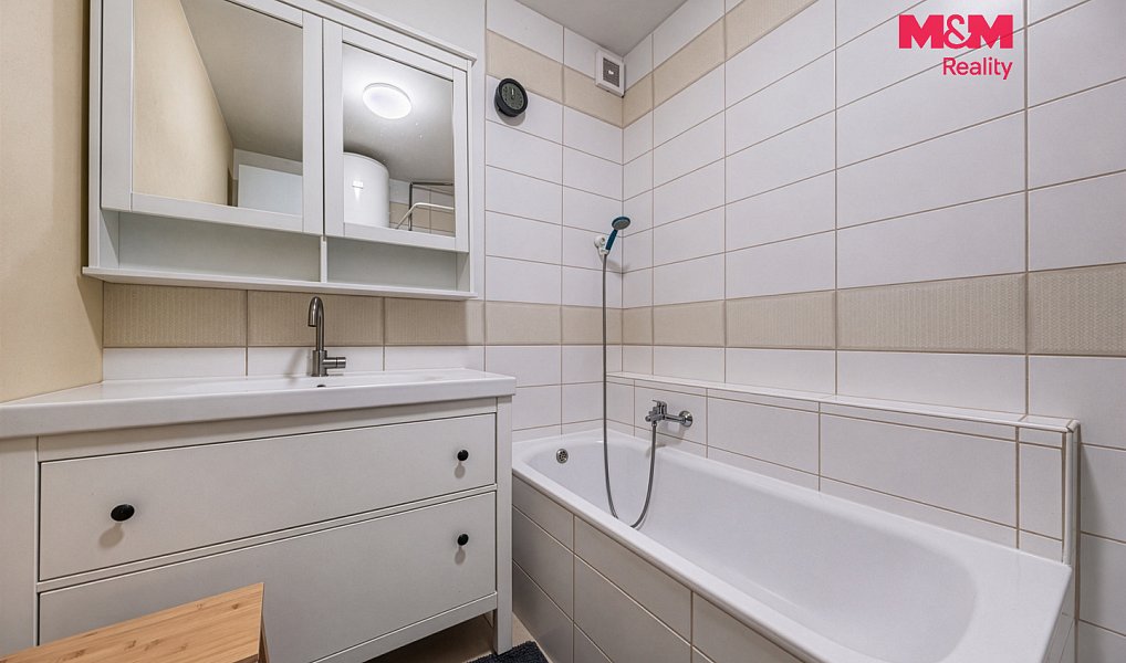 Prodej bytu 4+kk 90 m², Jirny – náhled fotky 10