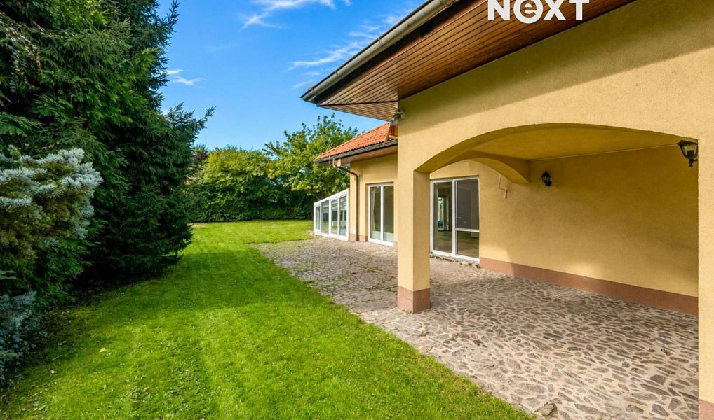 Prodej domu 337 m² s pozemkem 915 m², Praha – náhled fotky 4