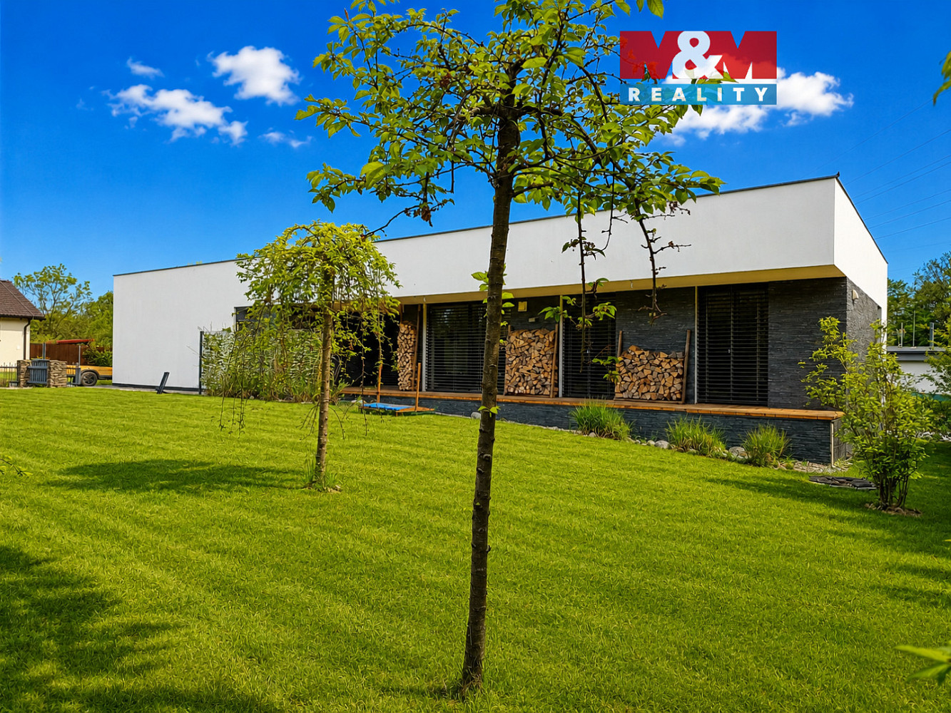 Pronájem domu 177 m² s pozemkem 741 m²
