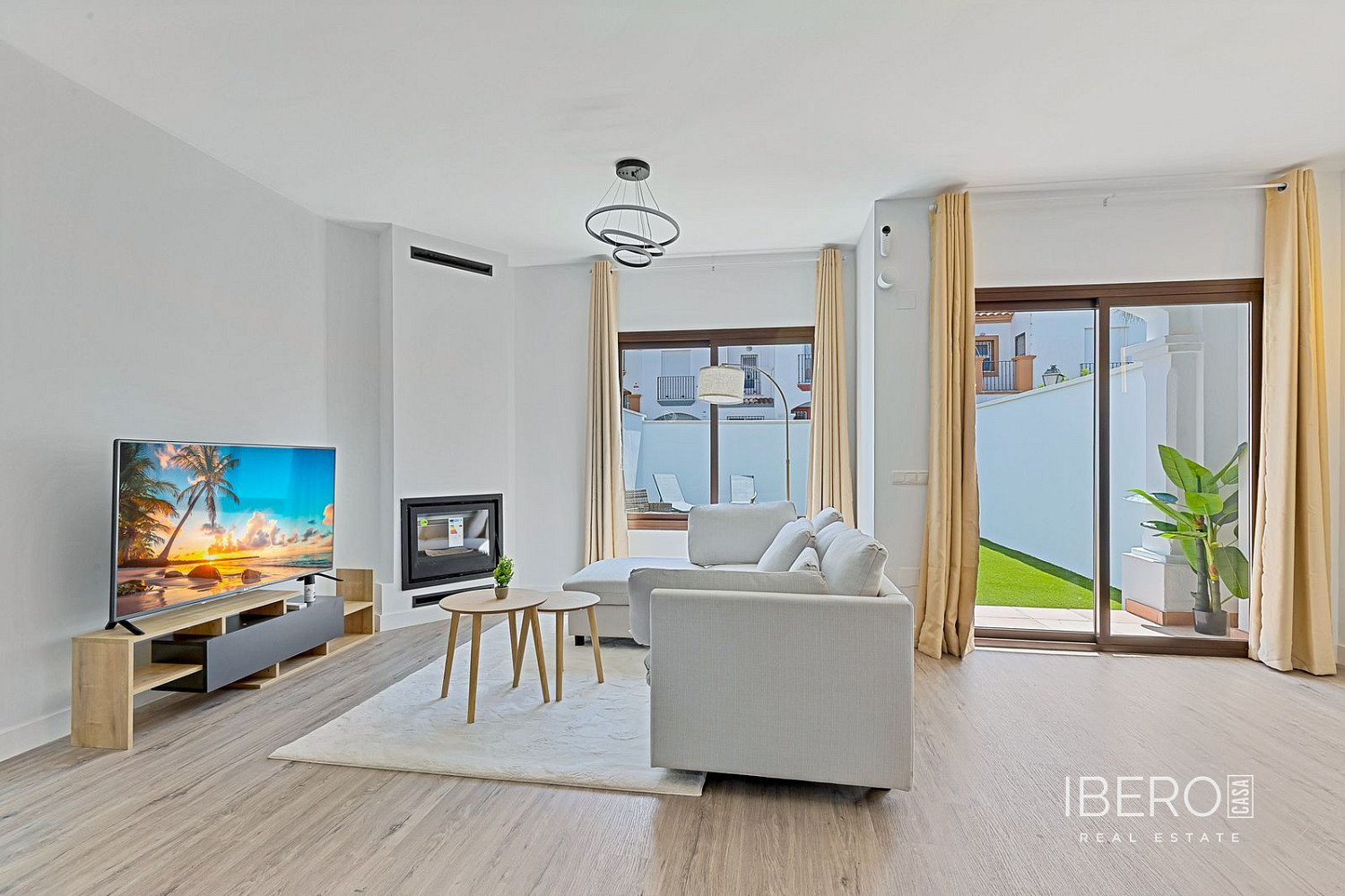 Prodej domu 241 m² s pozemkem 241 m²